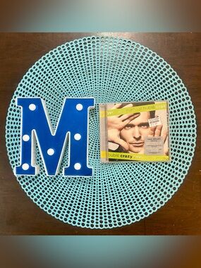 Michael Buble “Crazy Love” (CD) 13 Tracks……...BRAND NEW & FACTORY SEALED!
